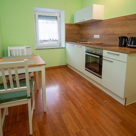 Monteur-/ Arbeiter-Apartment_ Wohnung 4 Меммінген Екстер'єр фото